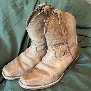 Womens size 7.5 Justin Boots